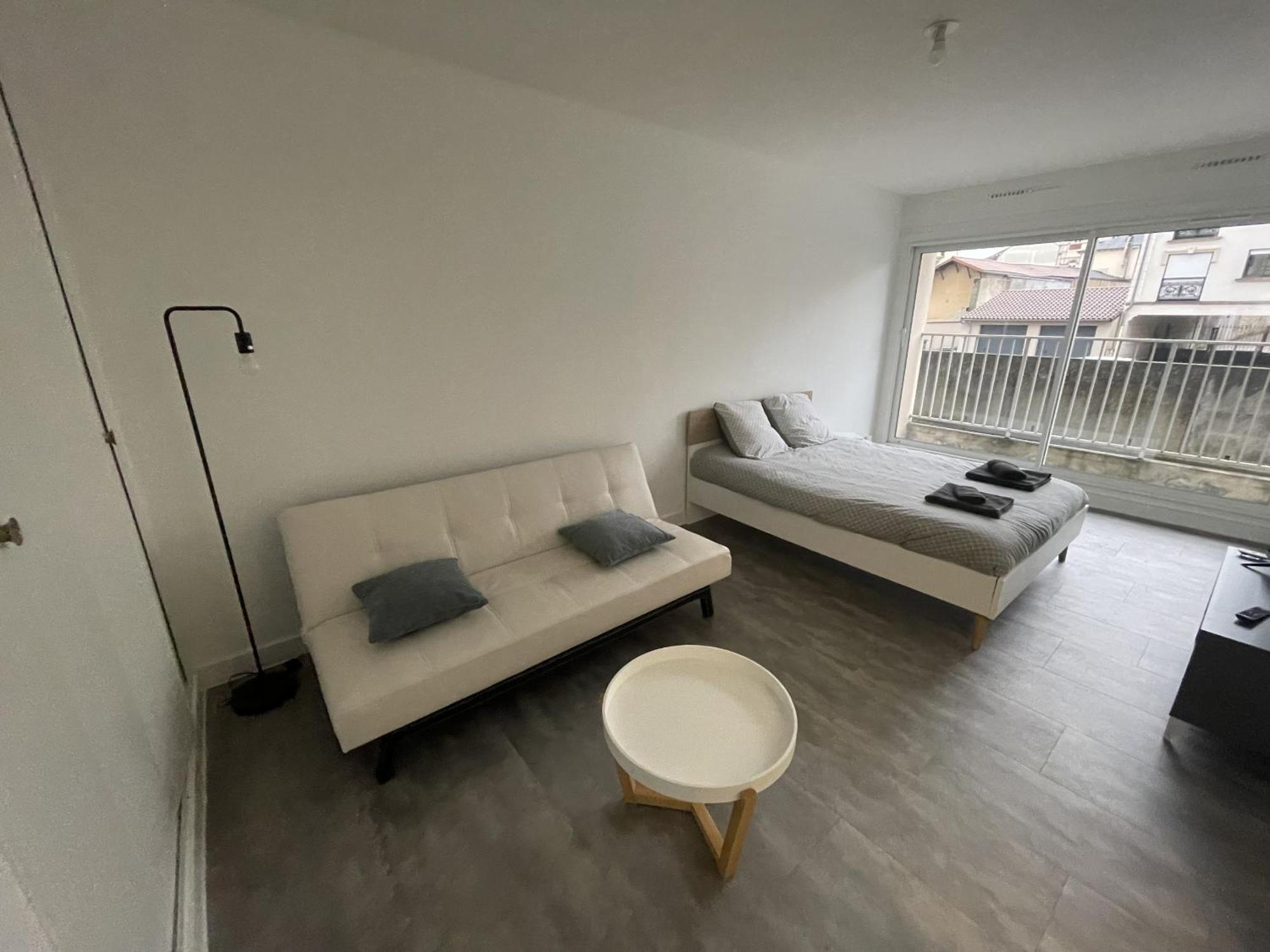 Logement Neuf A Proximite Du Centre Ville Avec Parking Limoges Zewnętrze zdjęcie